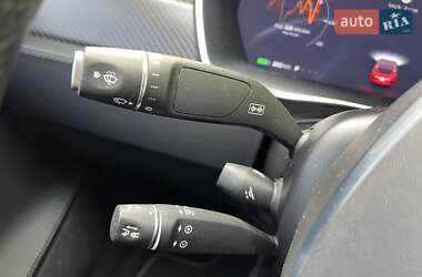Ліфтбек Tesla Model S 2017 в 
