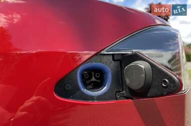 Ліфтбек Tesla Model S 2017 в 