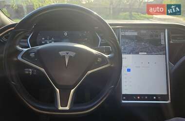 Лифтбек Tesla Model S 2016 в 