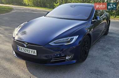Ліфтбек Tesla Model S 2016 в Харкові
