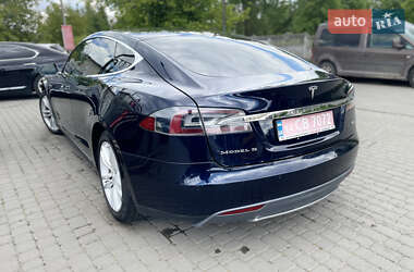 Лифтбек Tesla Model S 2014 в 