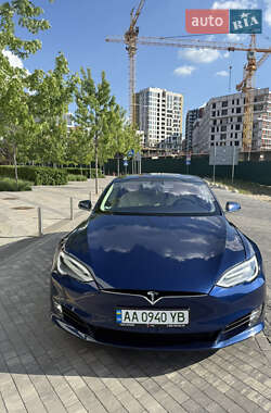 Ліфтбек Tesla Model S 2018 в 