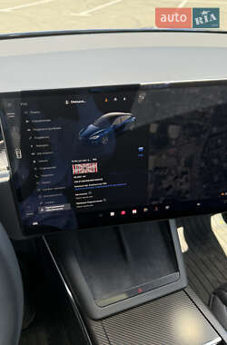 Лифтбек Tesla Model S 2021 в 