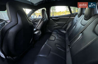 Лифтбек Tesla Model S 2017 в 