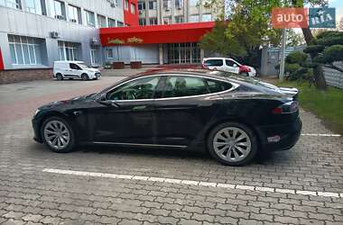 Лифтбек Tesla Model S 2018 в 
