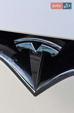 Ліфтбек Tesla Model S 2019 в 