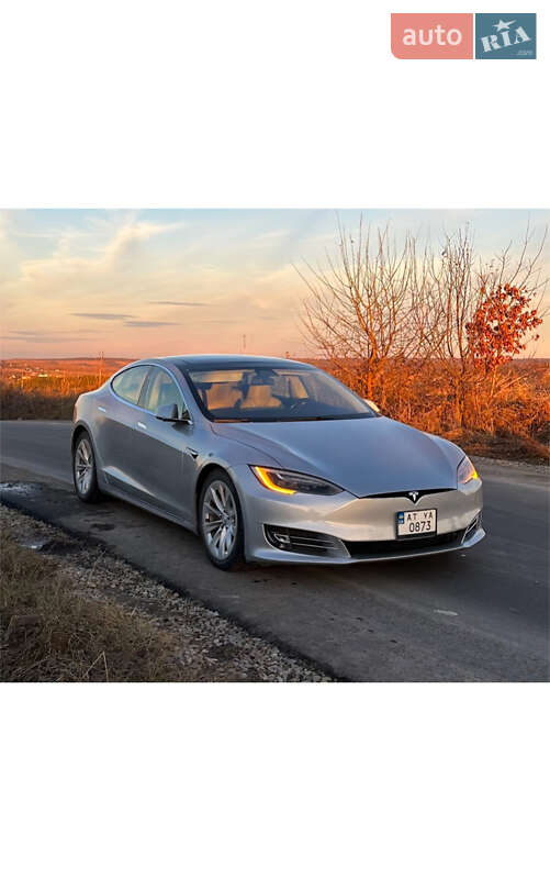 Tesla Model S 2016