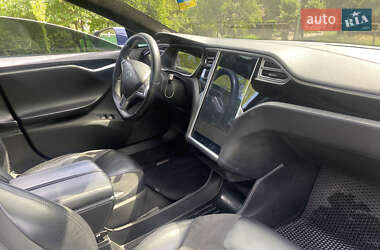Лифтбек Tesla Model S 2014 в 