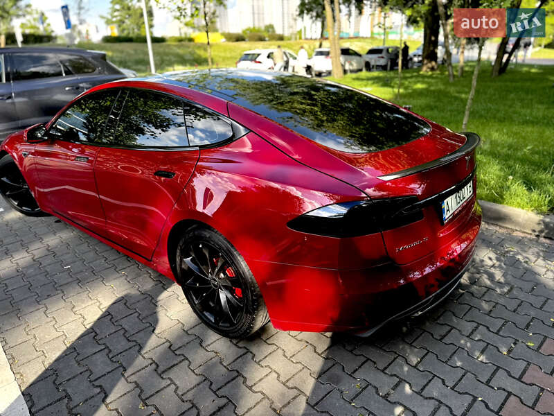 Лифтбек Tesla Model S 2014 в Киеве