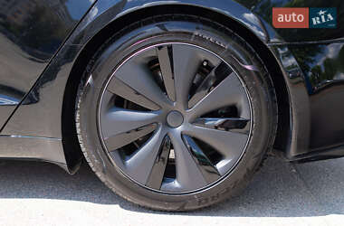 Лифтбек Tesla Model S 2023 в 