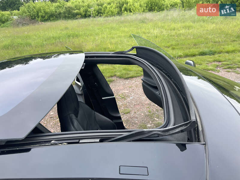 Лифтбек Tesla Model S 2016 в Львове фото 3 Лифтбек Tesla Model S 2016 в Львове
