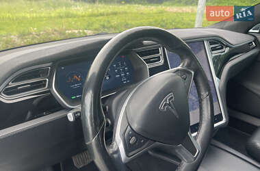 Лифтбек Tesla Model S 2016 в 
