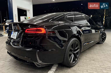 Ліфтбек Tesla Model S 2022 в 