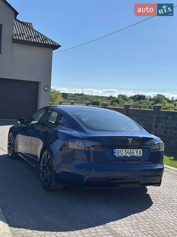 Лифтбек Tesla Model S 2021 в Хоросткове