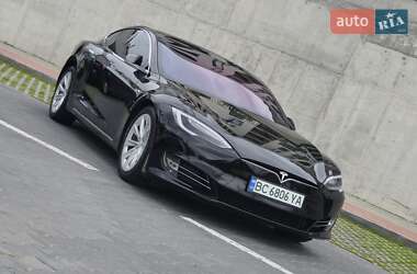 Лифтбек Tesla Model S 2017 в 