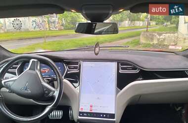 Ліфтбек Tesla Model S 2015 в 