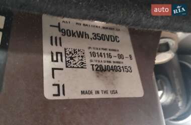 Ліфтбек Tesla Model S 2015 в 