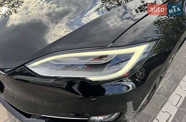 Лифтбек Tesla Model S 2018 в 