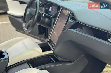 Лифтбек Tesla Model S 2018 в 