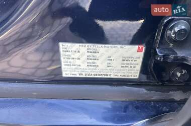Ліфтбек Tesla Model S 2013 в 
