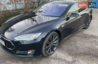 Ліфтбек Tesla Model S 2013 в 