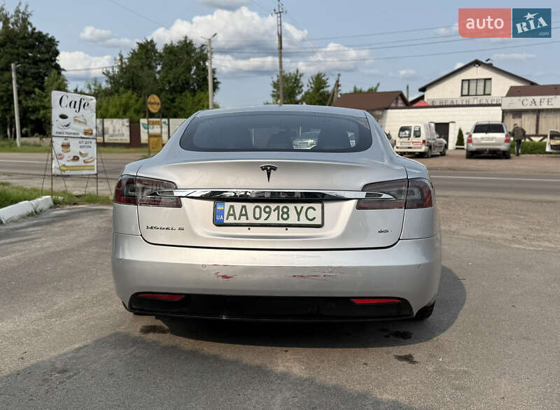Ліфтбек Tesla Model S 2017 в Києві фото 10 Ліфтбек Tesla Model S 2017 в Києві