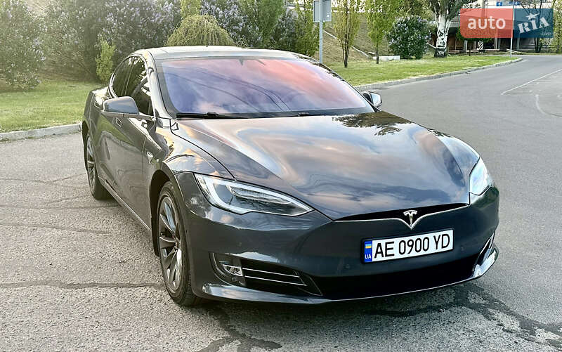 Лифтбек Tesla Model S 2018 в Днепре фото 10 Лифтбек Tesla Model S 2018 в Днепре