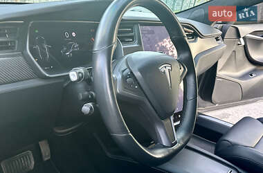 Лифтбек Tesla Model S 2018 в 