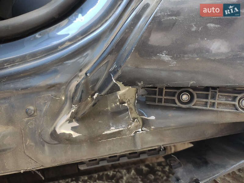 Ліфтбек Tesla Model S 2015 в Броварах