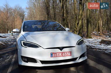 Ліфтбек Tesla Model S 2016 в 