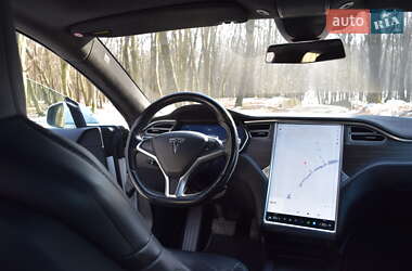 Ліфтбек Tesla Model S 2016 в 