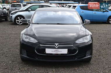 Лифтбек Tesla Model S 2014 в 