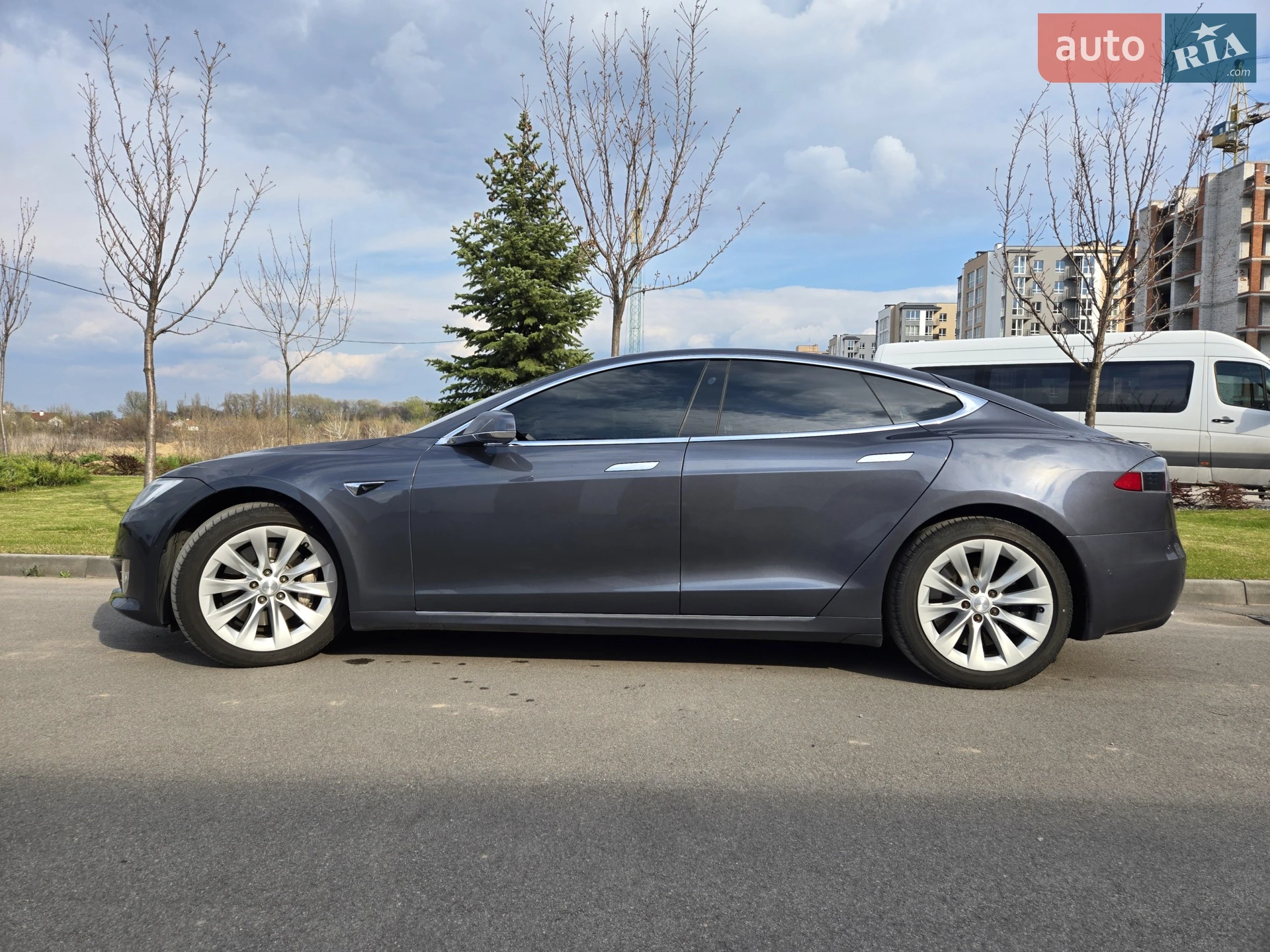 2019 Tesla Model S - мініатюра 9