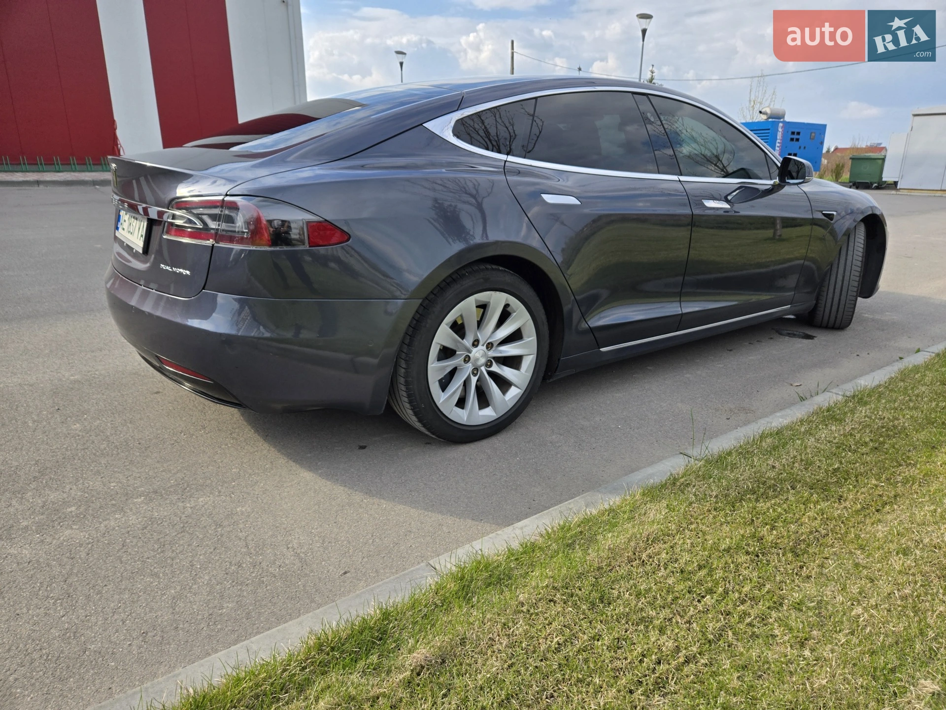 2019 Tesla Model S - мініатюра 11