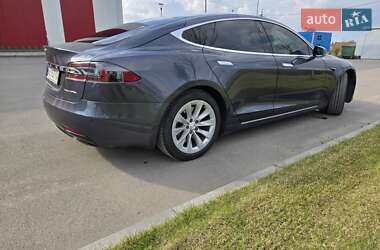 Лифтбек Tesla Model S 2019 в 