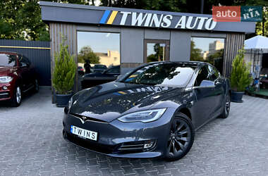 Ліфтбек Tesla Model S 2018 в 