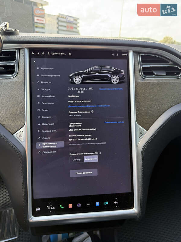 Ліфтбек Tesla Model S 2012 в Києві