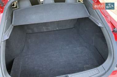 Лифтбек Tesla Model S 2018 в 