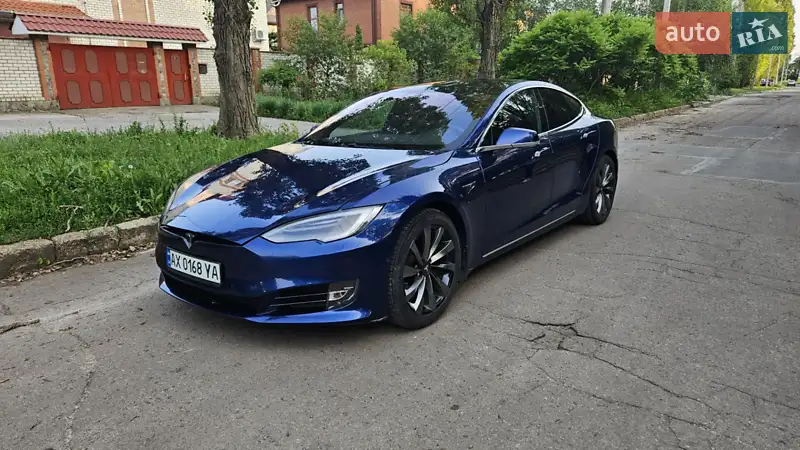 Tesla Model S