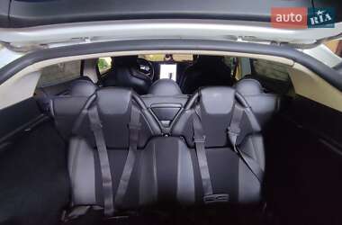 Ліфтбек Tesla Model S 2012 в 