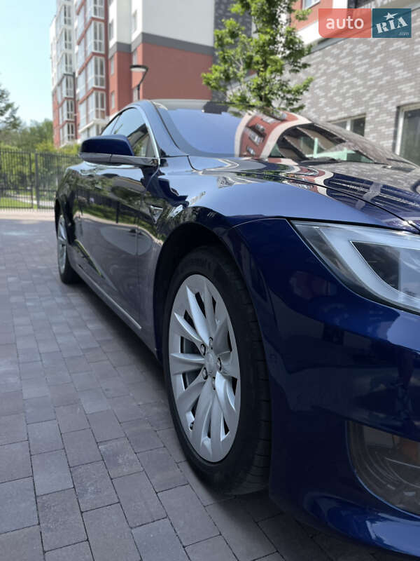 Ліфтбек Tesla Model S 2017 в Ірпені фото 8 Ліфтбек Tesla Model S 2017 в Ірпені
