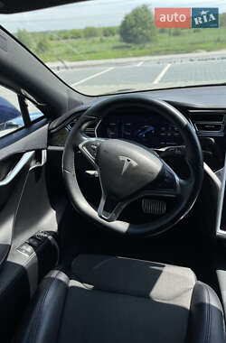 Лифтбек Tesla Model S 2017 в 