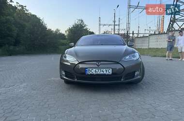 Ліфтбек Tesla Model S 2015 в 