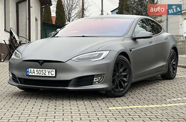 Лифтбек Tesla Model S 2018 в 