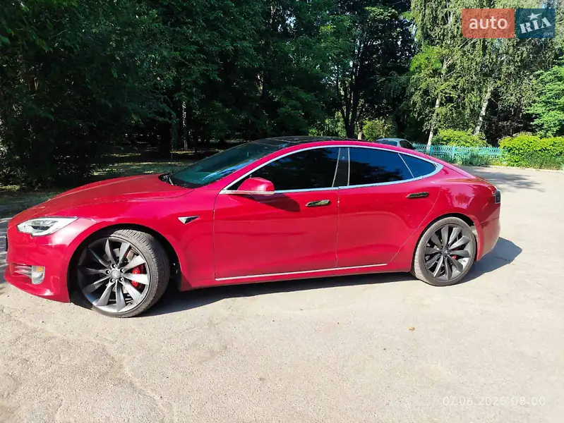 Tesla Model S
