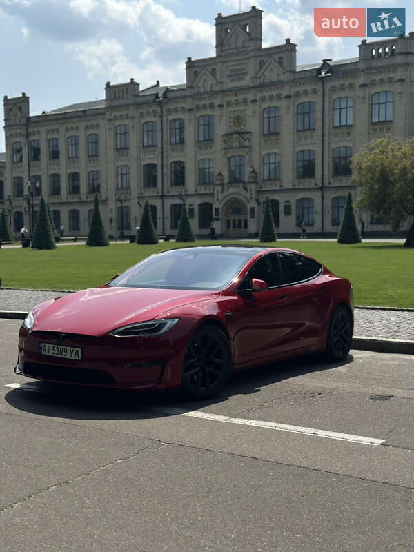 Лифтбек Tesla Model S 2021 в Киеве