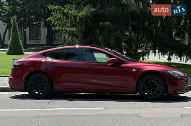 Лифтбек Tesla Model S 2021 в 