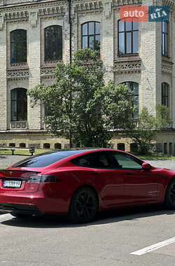 Лифтбек Tesla Model S 2021 в 