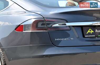 Ліфтбек Tesla Model S 2016 в 