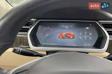 Ліфтбек Tesla Model S 2013 в 